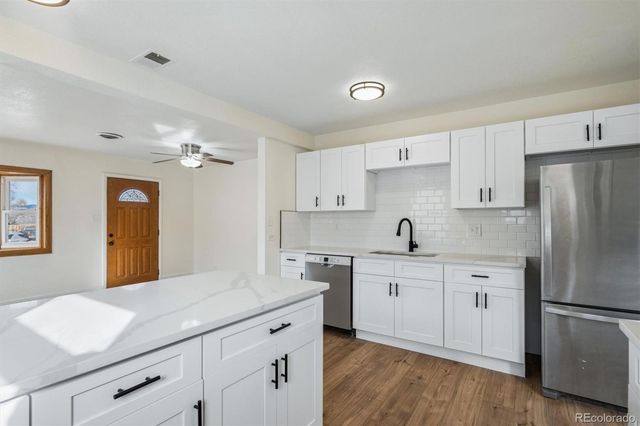 936 Meade Street 100B, Denver, CO 80204