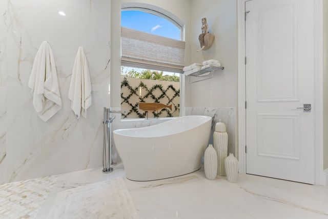 6283 SE Moss Ridge Pointe, Hobe Sound, FL 33455