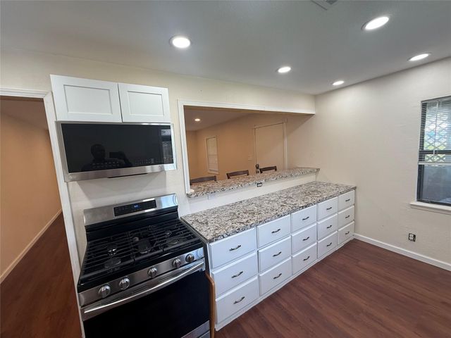 11874 Vanwood Street, Willis, TX 77318