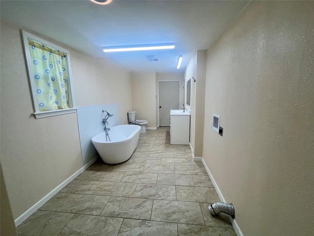 11874 Vanwood Street, Willis, TX 77318