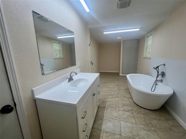 11874 Vanwood Street, Willis, TX 77318