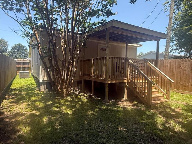 11874 Vanwood Street, Willis, TX 77318