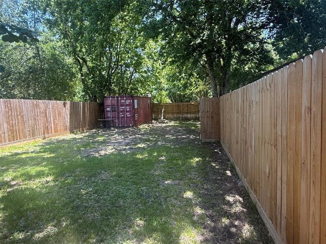11874 Vanwood Street, Willis, TX 77318