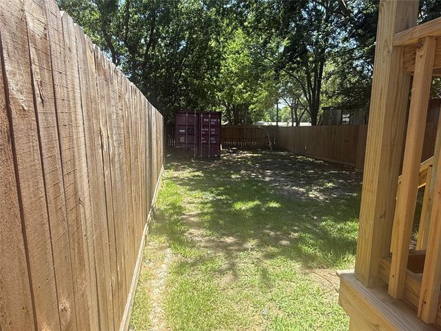 11874 Vanwood Street, Willis, TX 77318
