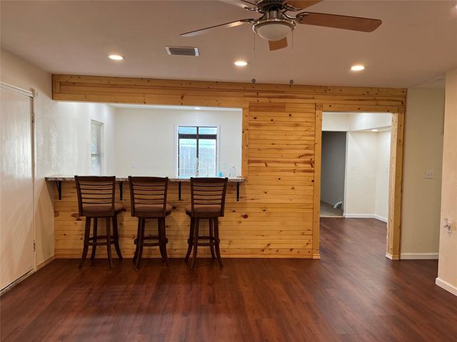 11874 Vanwood Street, Willis, TX 77318