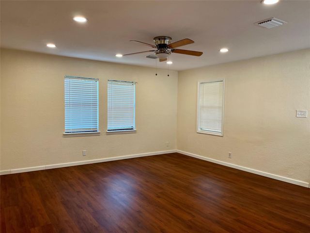 11874 Vanwood Street, Willis, TX 77318