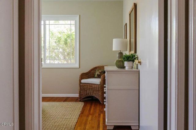 1300 Meadowbrook Road, Altadena, CA 91001