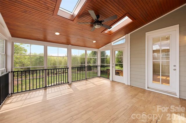 14915 Country Lake Drive, Pineville, NC 28134