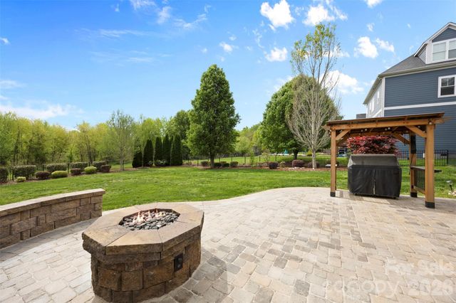 14915 Country Lake Drive, Pineville, NC 28134