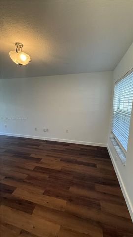 2262 NW 171st Ter, Pembroke Pines, FL 33028