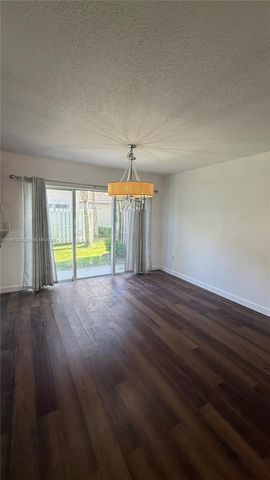 2262 NW 171st Ter, Pembroke Pines, FL 33028