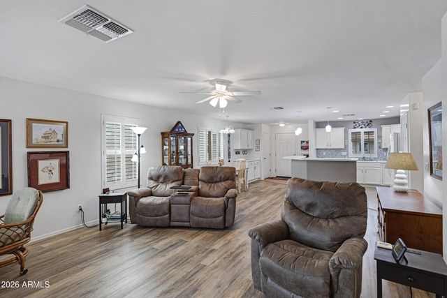 2101 S MERIDIAN Road 199, Apache Junction, AZ 85120