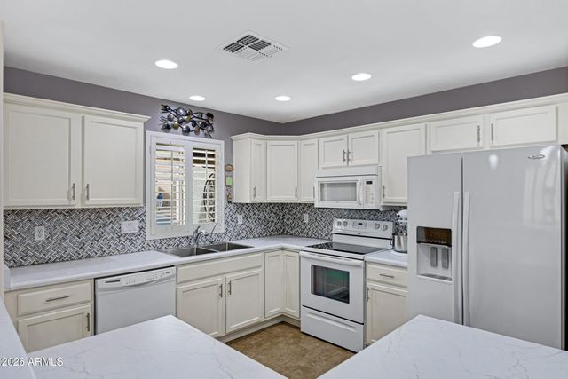 2101 S MERIDIAN Road 199, Apache Junction, AZ 85120