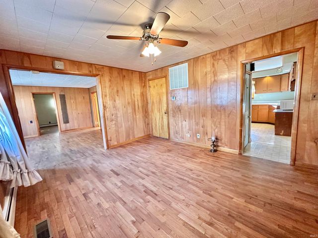 228 E Railroad Street, Greentown, IN 46936