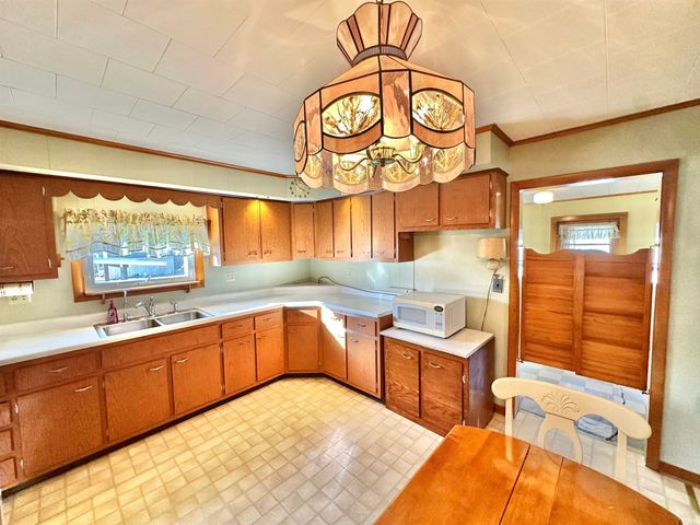 228 E Railroad Street, Greentown, IN 46936