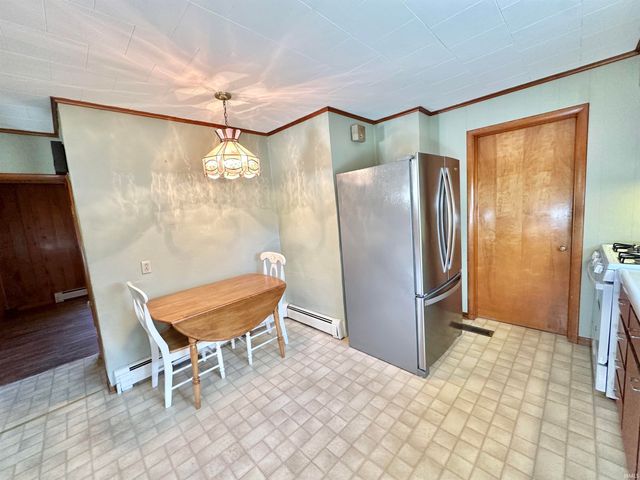 228 E Railroad Street, Greentown, IN 46936