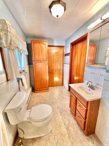 228 E Railroad Street, Greentown, IN 46936