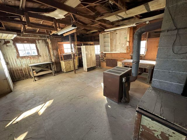 228 E Railroad Street, Greentown, IN 46936