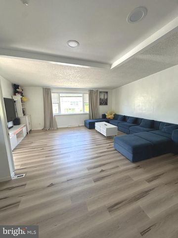 2904 GELENA RD, Philadelphia, PA 19152