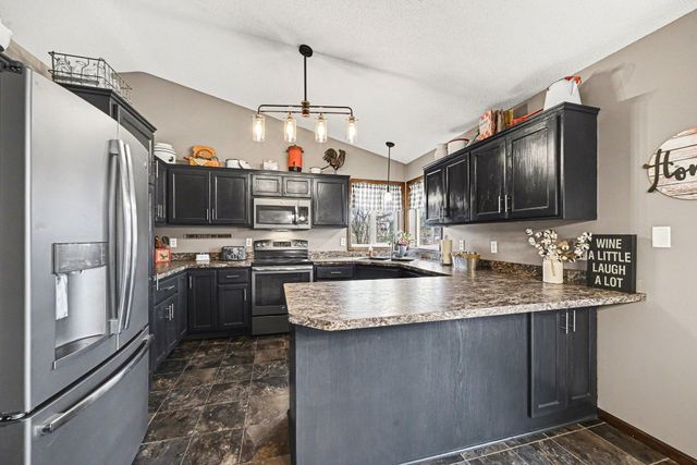 601 Hickory Street SW, Isanti, MN 55040