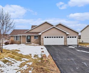 601 Hickory Street SW, Isanti, MN 55040