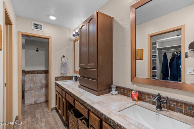 10441 N 9TH Street, Phoenix, AZ 85020