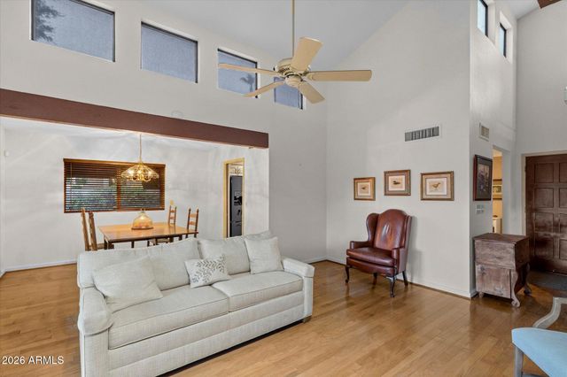 10441 N 9TH Street, Phoenix, AZ 85020