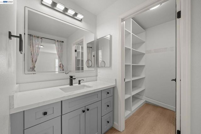 5207 Modena Ct, Pleasanton, CA 94588