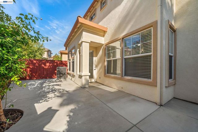 5207 Modena Ct, Pleasanton, CA 94588