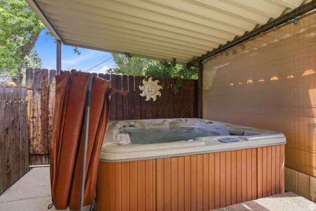 392 ROBINS AVE, Ogden, UT 84404