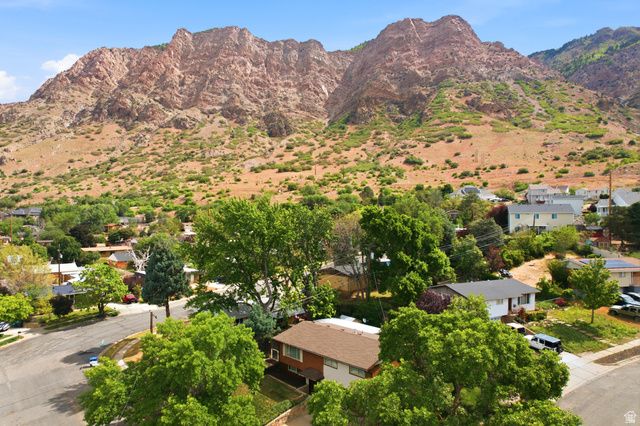 392 ROBINS AVE, Ogden, UT 84404