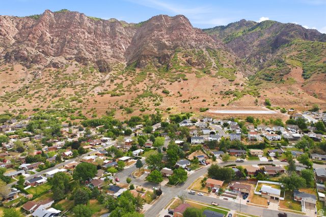 392 ROBINS AVE, Ogden, UT 84404