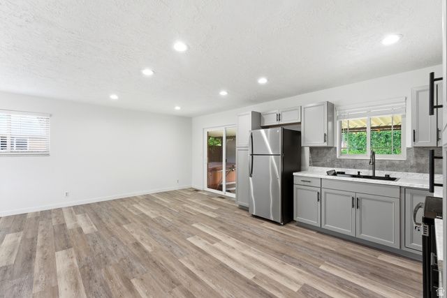 392 ROBINS AVE, Ogden, UT 84404