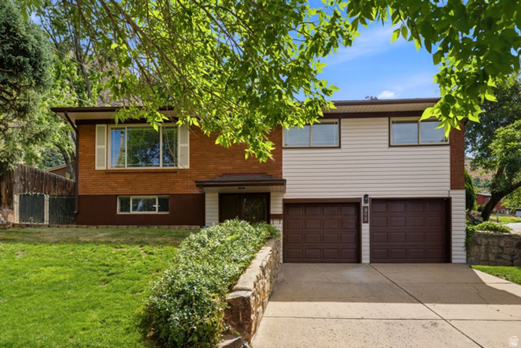 392 ROBINS AVE, Ogden, UT 84404