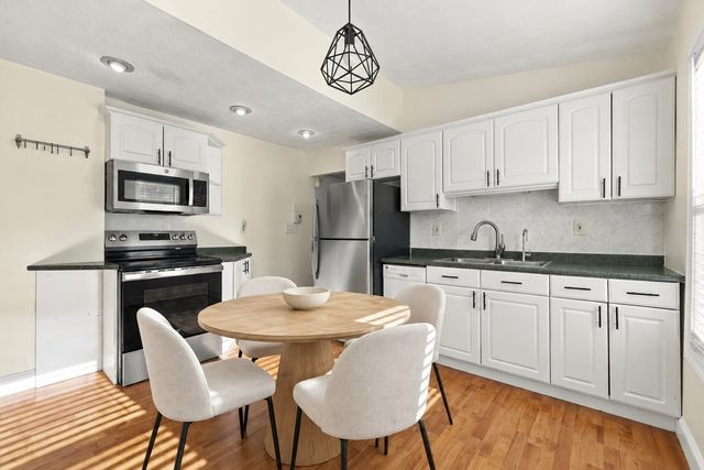 51 Albion St B, Medford, MA 02155