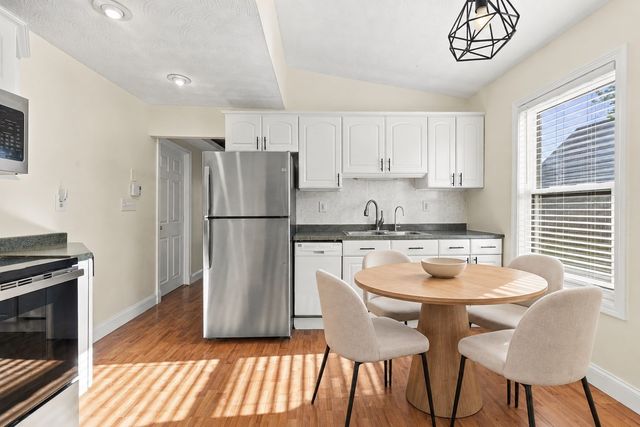 51 Albion St B, Medford, MA 02155