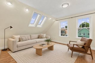 51 Albion St B, Medford, MA 02155