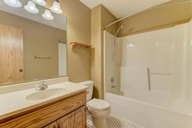 24555 S Moorman Avenue, Channahon, IL 60410