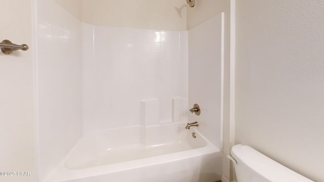 2209 Chase Street, Chipley, FL 32428