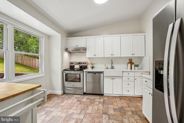 827 CADDINGTON AVE, Silver Spring, MD 20901