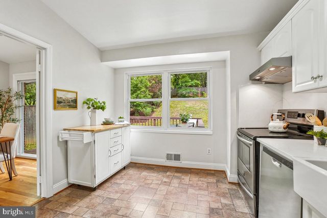 827 CADDINGTON AVE, Silver Spring, MD 20901
