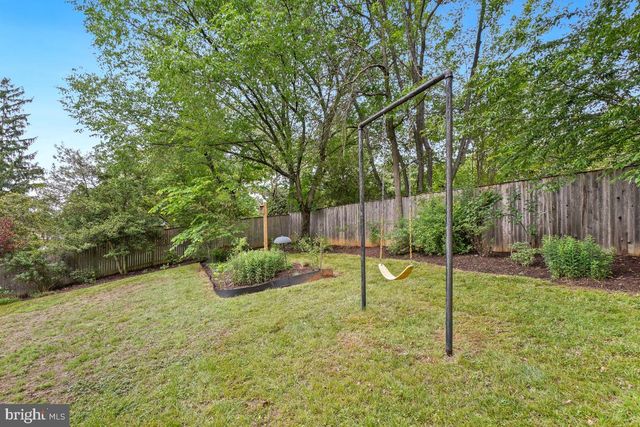 827 CADDINGTON AVE, Silver Spring, MD 20901