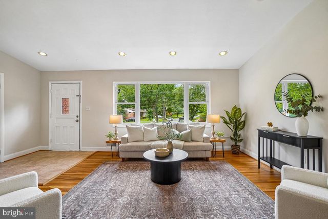 827 CADDINGTON AVE, Silver Spring, MD 20901