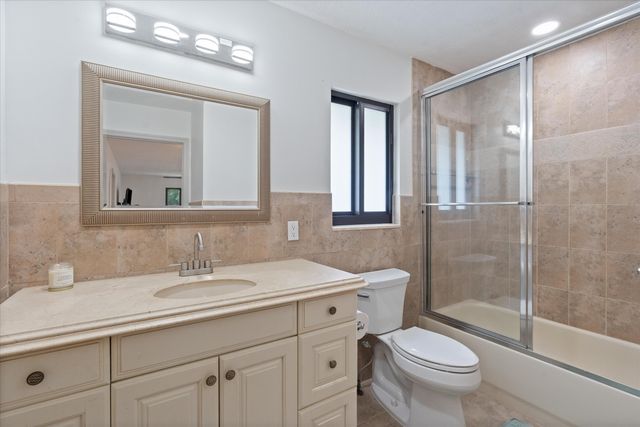 10076 El Caballo Court, Delray Beach, FL 33446