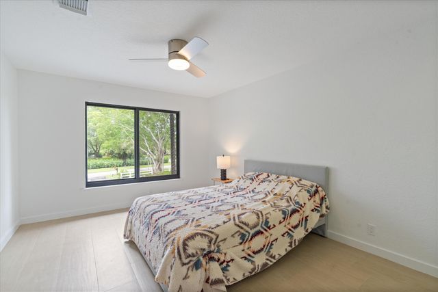 10076 El Caballo Court, Delray Beach, FL 33446