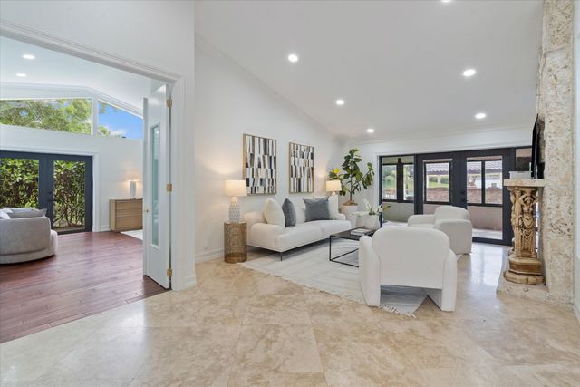 10076 El Caballo Court, Delray Beach, FL 33446