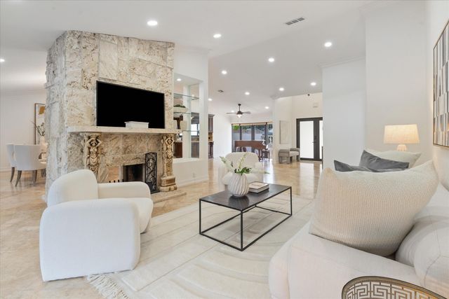 10076 El Caballo Court, Delray Beach, FL 33446