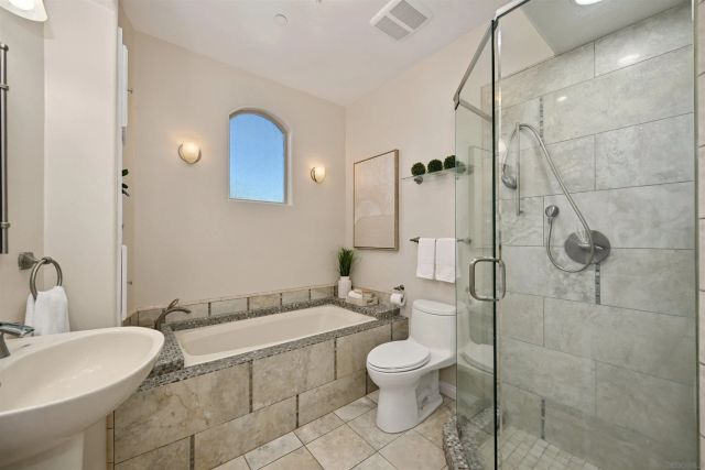 20227 Ash Ln, Escondido, CA 92029