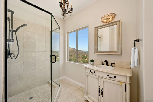 20227 Ash Ln, Escondido, CA 92029