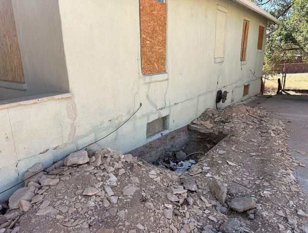1104 E 2nd St, Pueblo, CO 81001